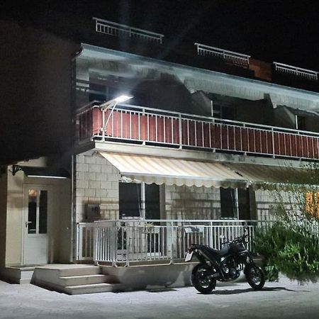 Luxury Apartments Oasis Lumbarda Kültér fotó
