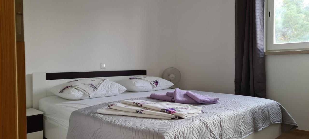 Luxury Apartments Oasis Lumbarda Kültér fotó