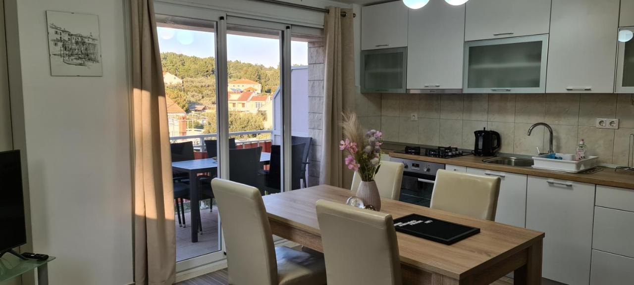 Luxury Apartments Oasis Lumbarda Kültér fotó