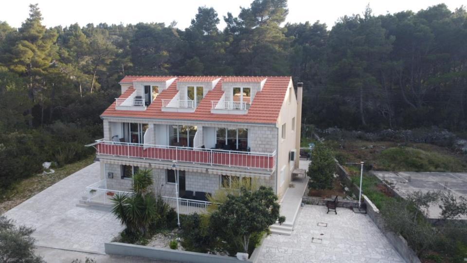 Luxury Apartments Oasis Lumbarda Kültér fotó