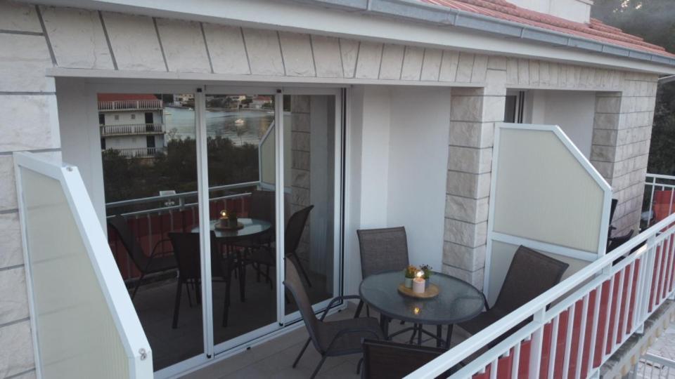 Luxury Apartments Oasis Lumbarda Kültér fotó